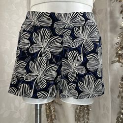 J.Crew Women’s Size 6 Navy White Floral Shorts Cotton Resort Casual Summe