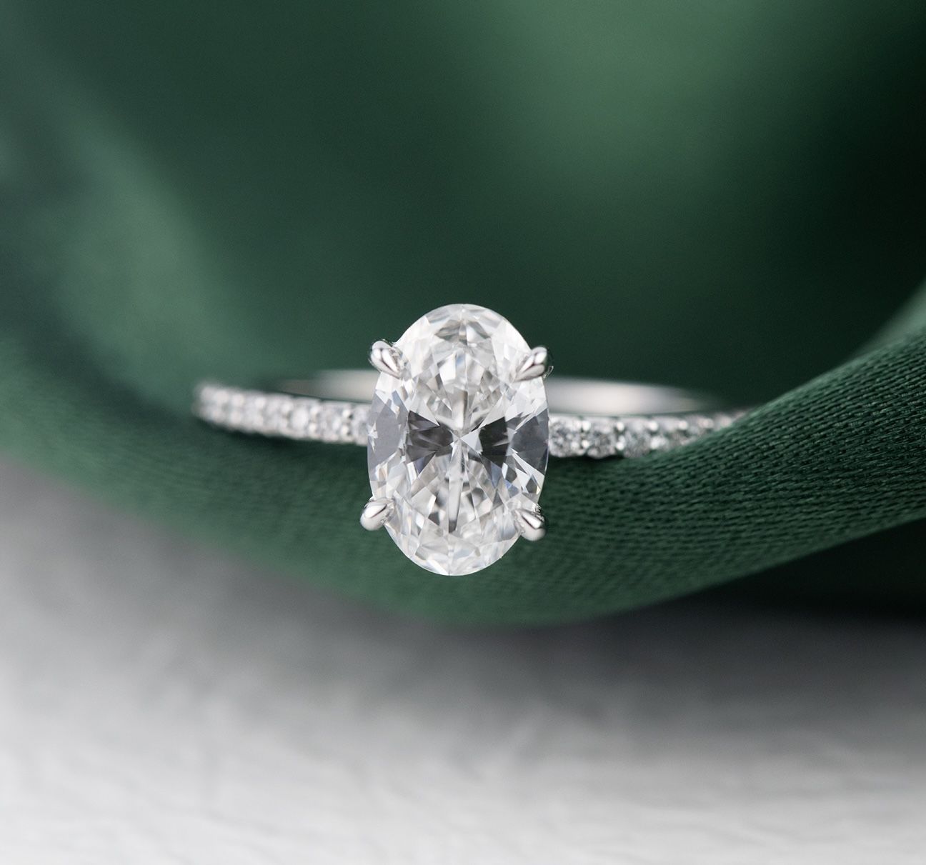 Oval Cut Engagement Ring