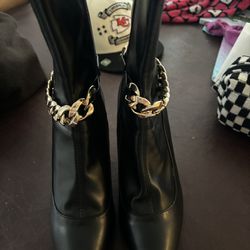 Size 7.5 Women’s Black Heeled Boots
