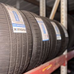 4 Tires 205/40R17 Evoluxx Capricorn UHP – Sport Performance 🔥
