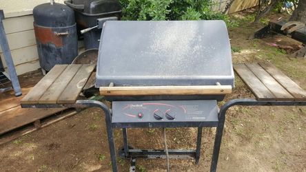 Char-broil propane gas grill