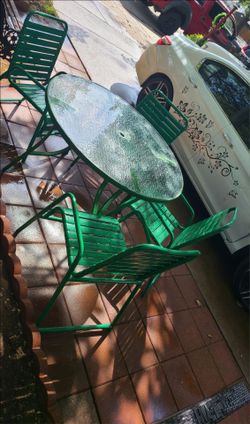 Patio  table