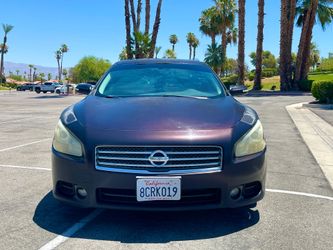 Nissan Maxima