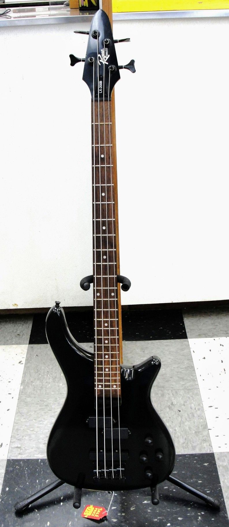 ROGUE LX-200B FOUR STRING BASS GUITAR