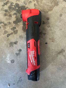 Milwaukee M12 Oscillating Multitool w/Battery