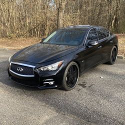 2017 Infiniti Q50 • 3.0t Premium Sedan 4D