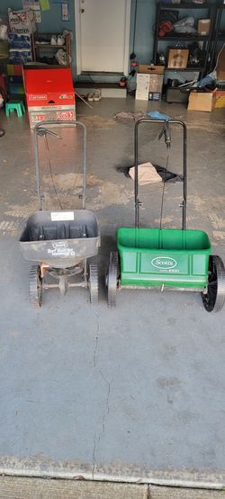 2 Large Scotts Seed Spreaders – $40 Each
Description:
Selling two large-size Scotts seed spreaders. Great for spreading grass seed, fertilizer, or law