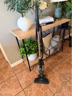 Black+Decker Stick Vacuum / Lightweight Vacuum