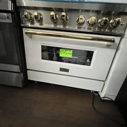 New Open Box Zline Gas Ranger Stove 6 Burner Single Oven
