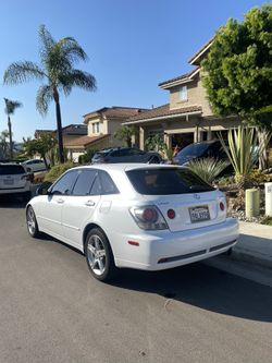 2002 Lexus IS 300