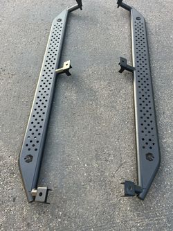 JEEP GLADIATOR SLIDERS / STEPS 2020 -2023 JT