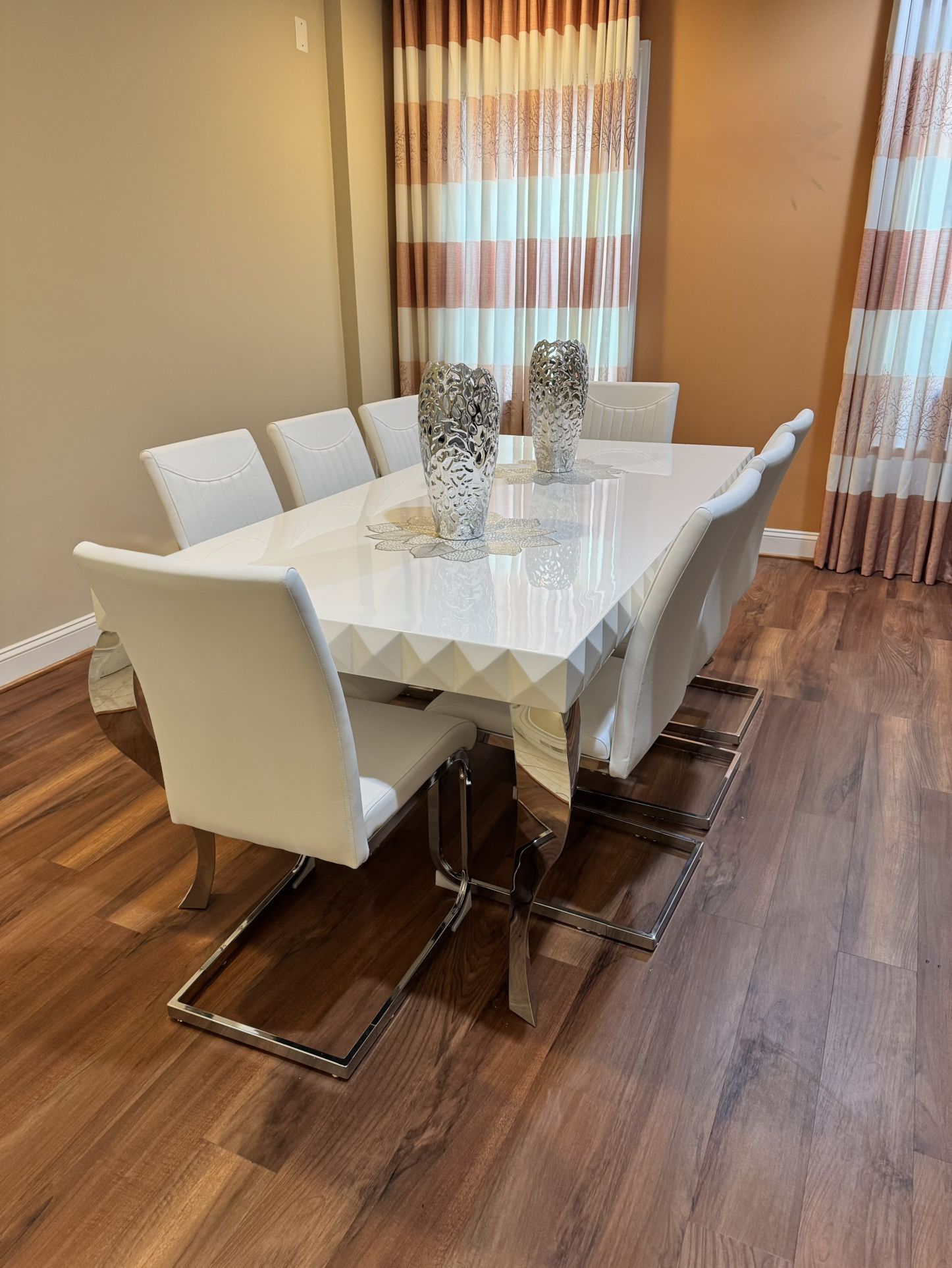 Dining Set