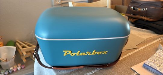 Polarbox retro ice cooler