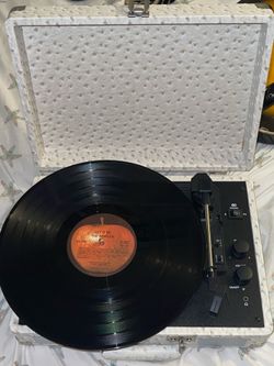 Crosley suitcase record player