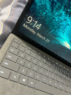 Microsoft Surface Laptop