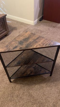 Corner Table