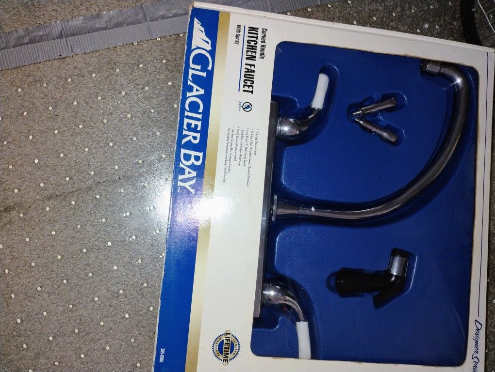 New Kitchen Faucet Open Box Pickup Only Cash 