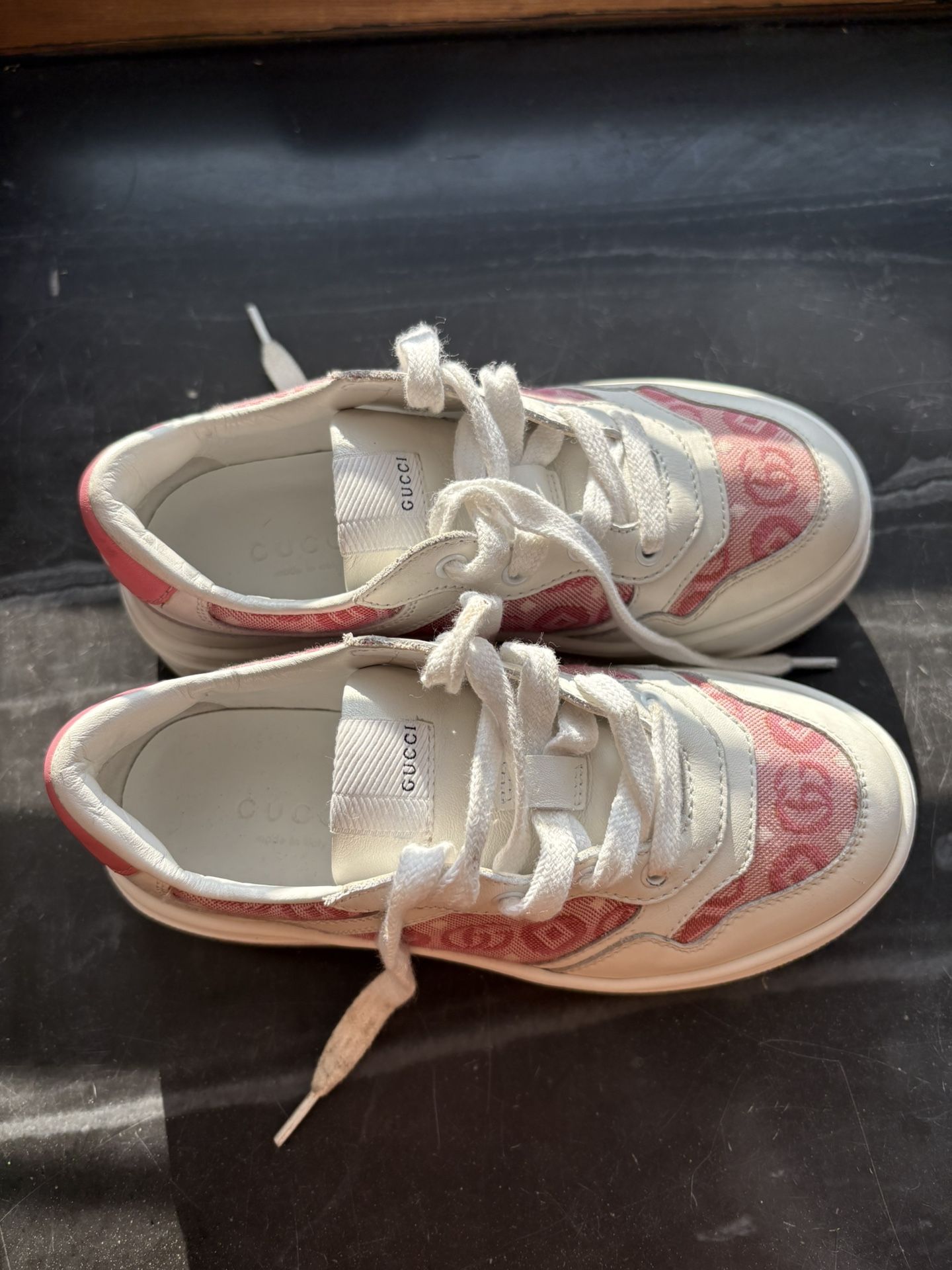 Gucci Shoes 