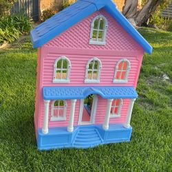 Doll House