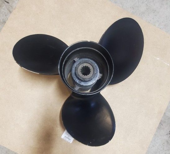 3-Blade Aluminum Boat Propeller – Excellent Condition