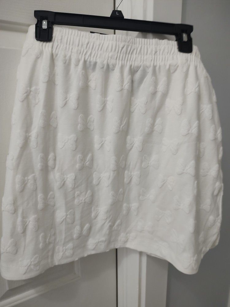 (L) White Skirt Minnie Mouse Pattern This Is A Skirt, Not A Skort As Labeled Wrong New With Tags