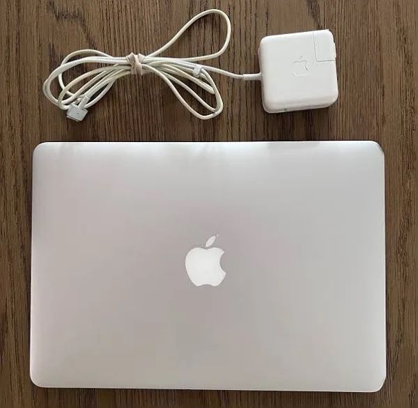 MacBook Air With Charger