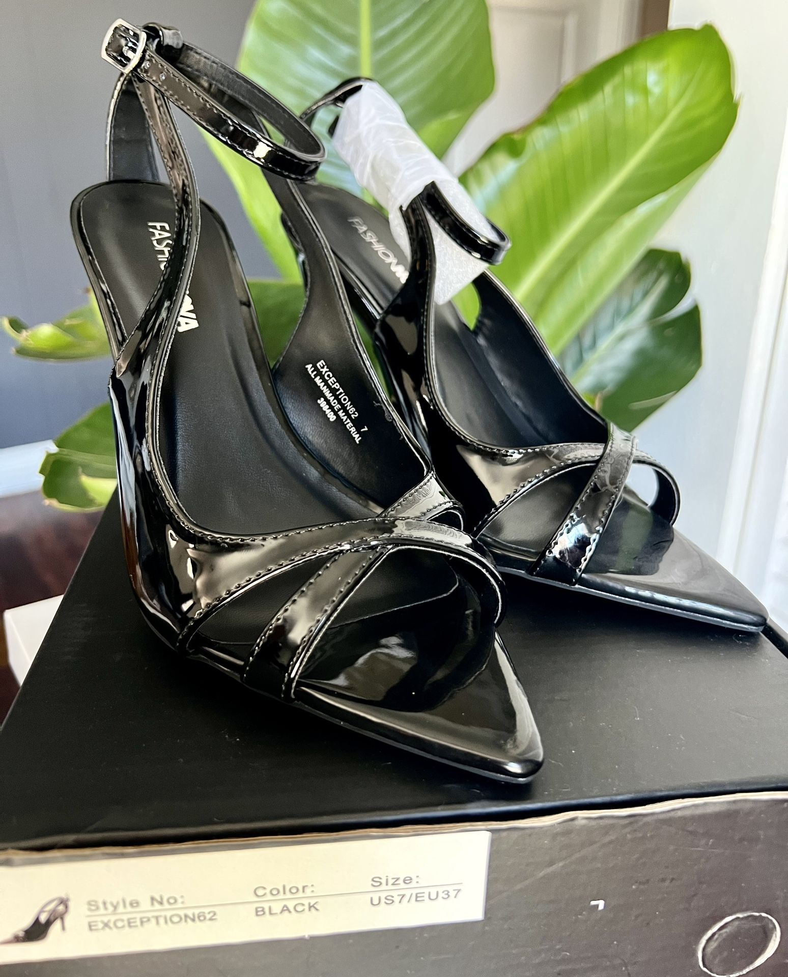 Black Open Toe Heels -FashionNova