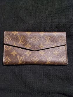 LV long wallet.  LOUIS VUITTON WALLET