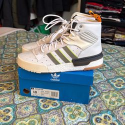 Adidas Rivalry RM Cream White | Mens 10