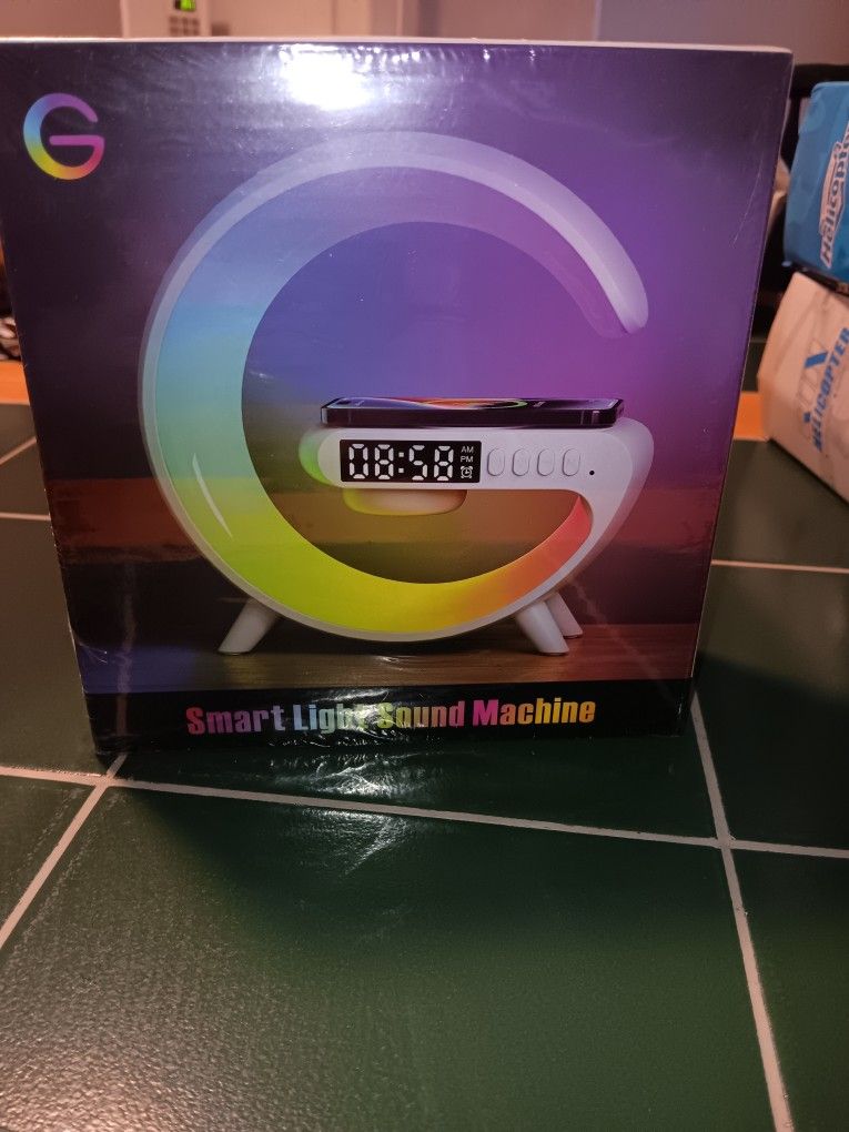 Bluetooth Compatible Charging Station 