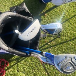 Left Handed Junior Clubs Includes Golf Bag