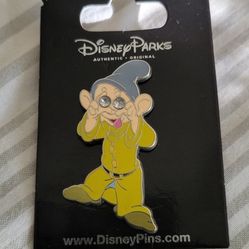 Dopey DISNEY PIN