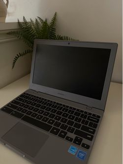 Samsung chrome laptop