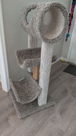 Cat tree