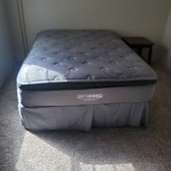 Full mattress And Frame