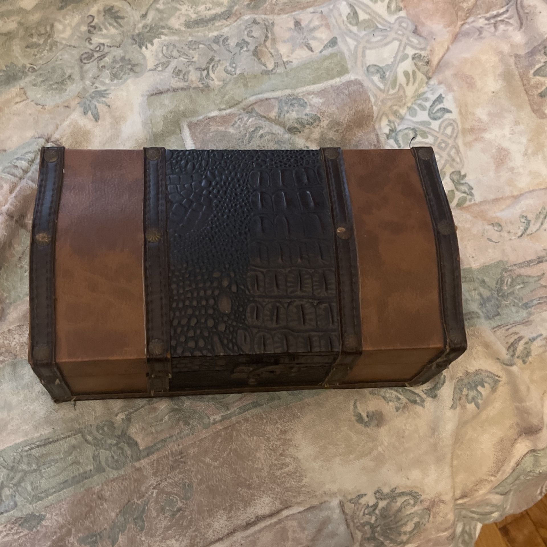 Treasure chest