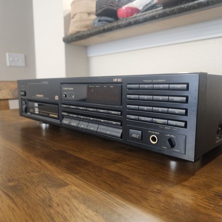 PIONEER PD-M550 6disc cd player