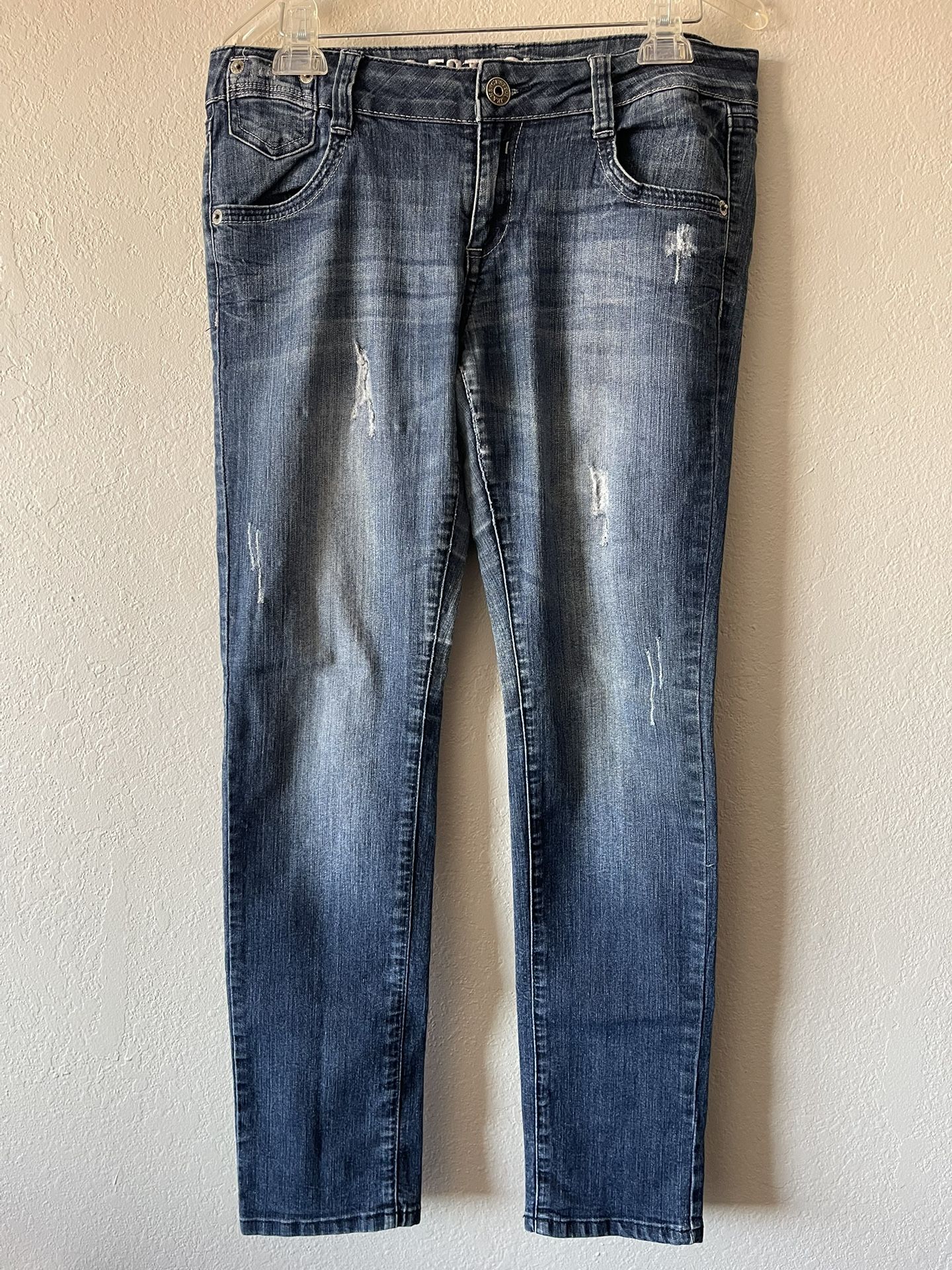 C’est Toi, Woman Blue Skinny 5 Pockets Distressed Jeans, Size 13
