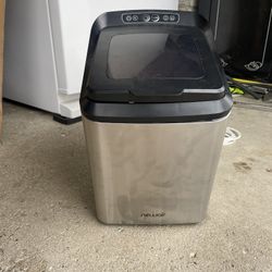 Used  Newaire Nugget Ice Maker