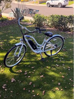 electric cruiser bicycle