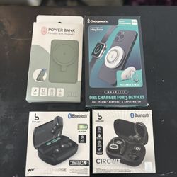 Portable Charger W Bluetooth Headphones