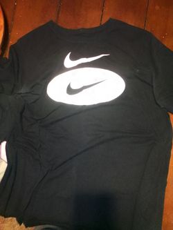 Nike t shirt