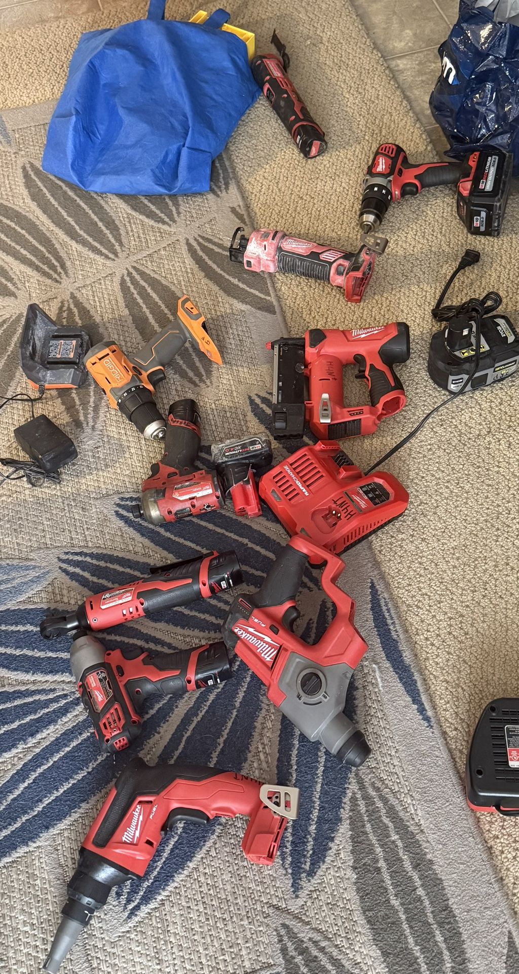 Milwaukee Tools Plus Pack out Kit Brand New 