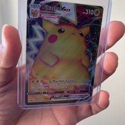 Pikachu VMAX 044/185 Vivid Voltage