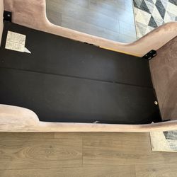 Toddler Bed/Mattress 