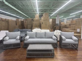 4pc Outdoor Seating Set - BRAND NEW