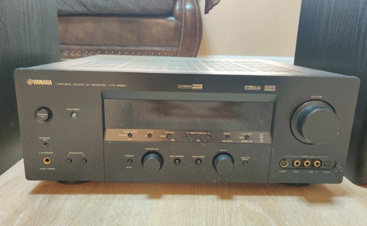 Yamaha HTR-5860 - AV Receiver and 2 Digital Pro Audio SL-T 2.8 Tower Speakers