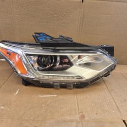 Chevy Traverse 2018 2019 2020 Headlight 