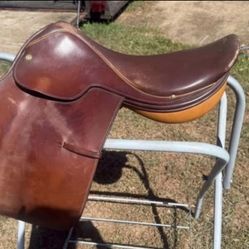 English Saddle
