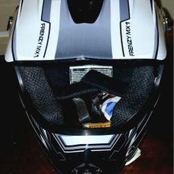 FRENZY MX 1 BLACK GRAPHIC YOUTH LARGE HELMET 